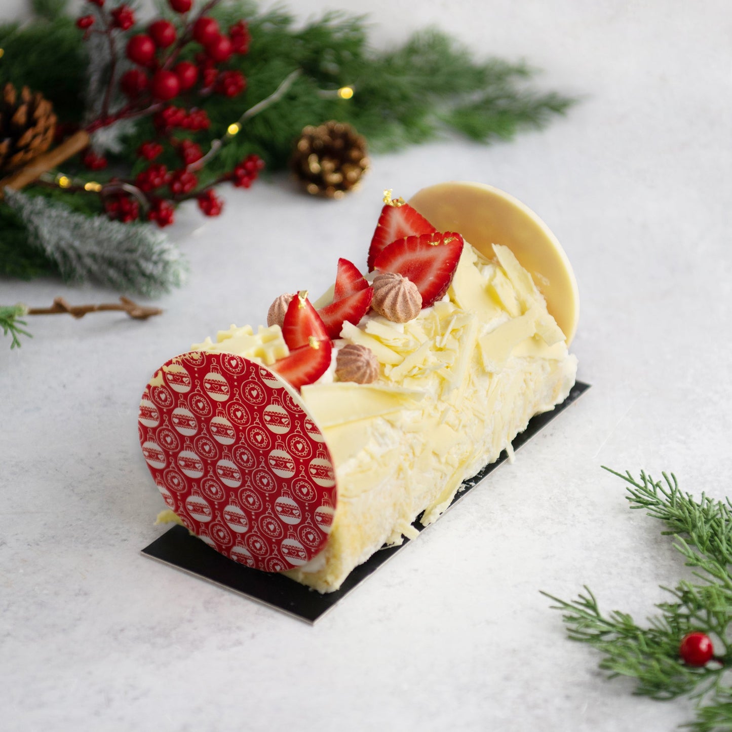 Christmas white Bûche de Noël by C by C New York 
